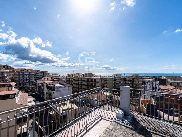 casa indipendente in vendita ad Acireale in zona San Giovanni