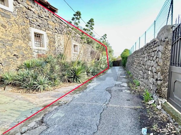 casa indipendente in vendita ad Acireale