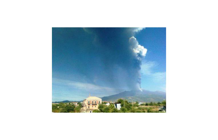 casa indipendente in vendita ad Acireale in zona Piano d'Api