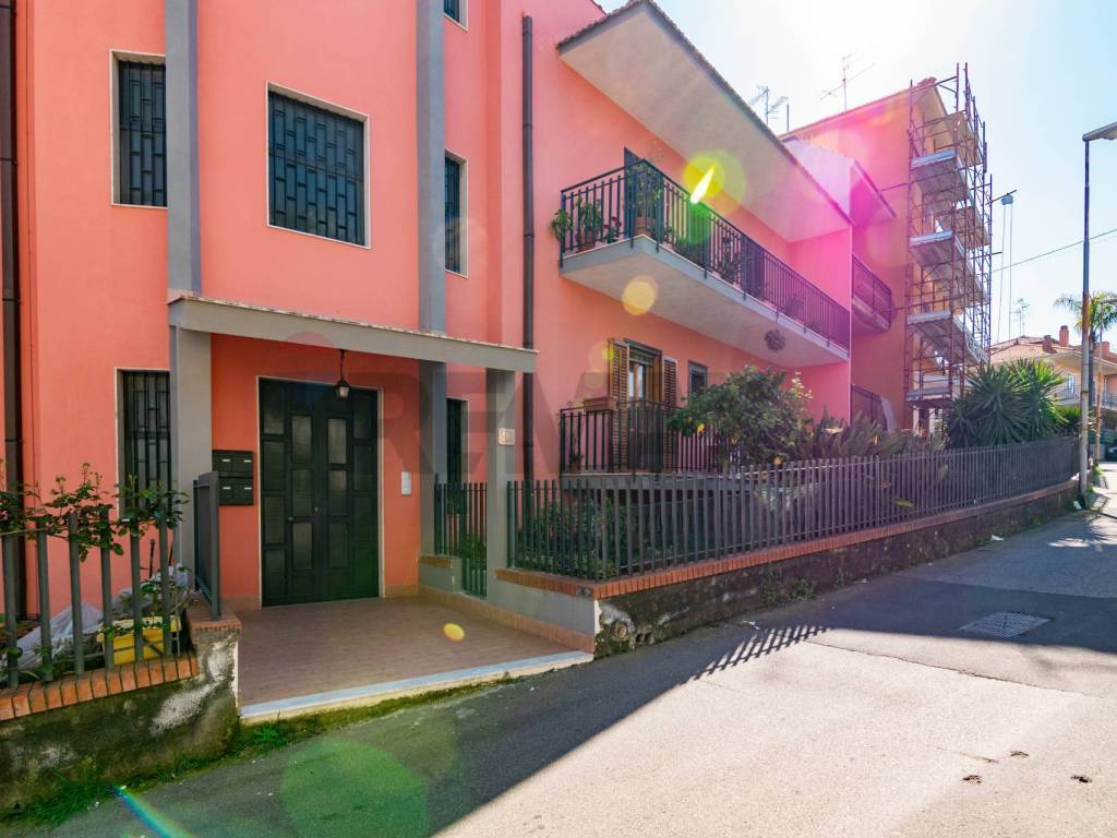 appartamento in vendita ad Acireale in zona Balatelle