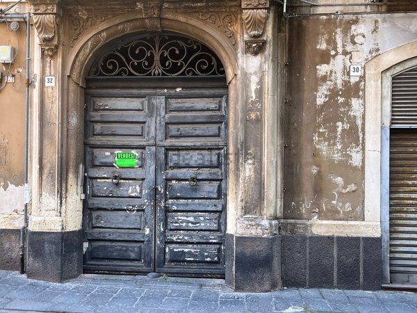 appartamento in vendita ad Acireale in zona Centro Storico