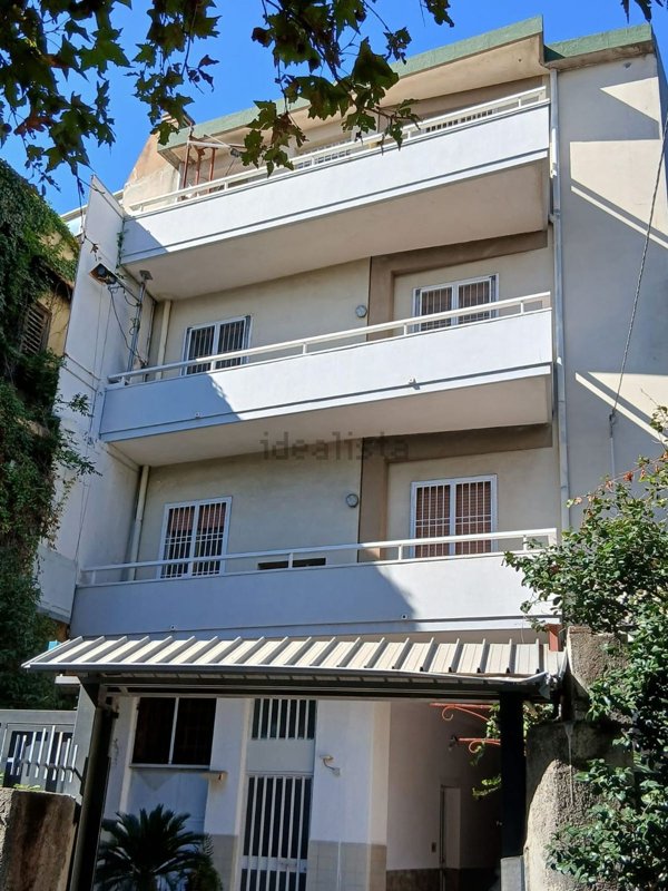 casa indipendente in vendita ad Acireale