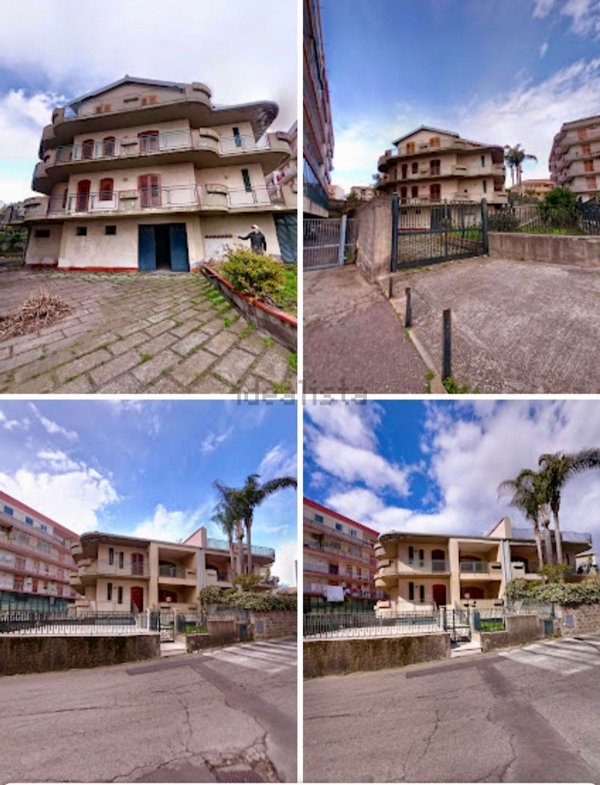 casa indipendente in vendita ad Acireale in zona Centro Storico