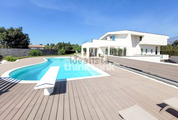 villa in vendita ad Acireale