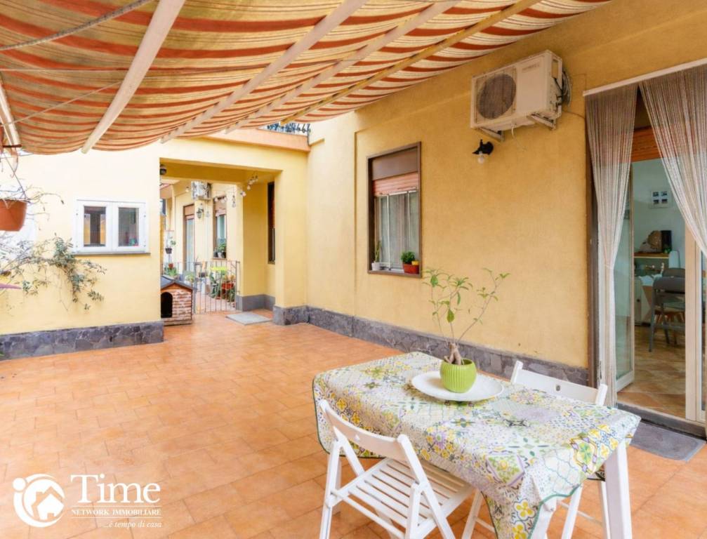 appartamento in vendita ad Acireale in zona Guardia