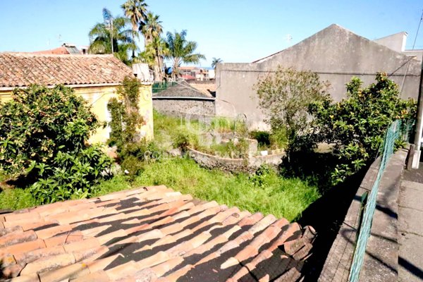 casa indipendente in vendita ad Acireale in zona Pozzillo