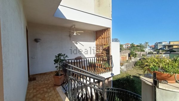 appartamento in vendita ad Acireale in zona Santa Tecla