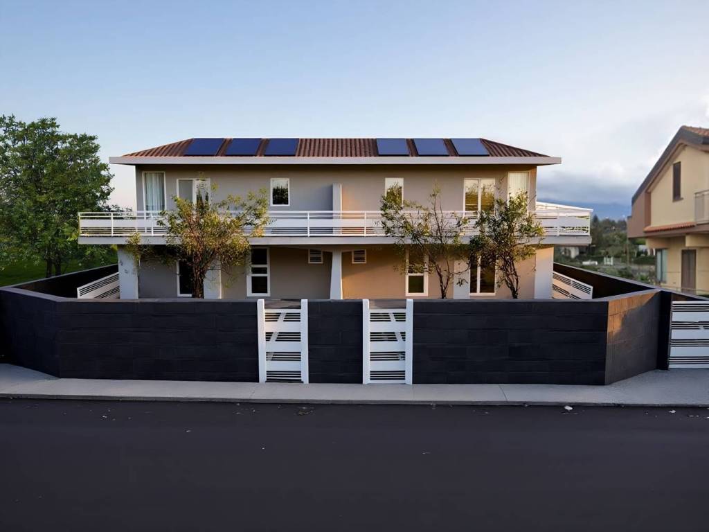 casa indipendente in vendita ad Acireale in zona Pennisi