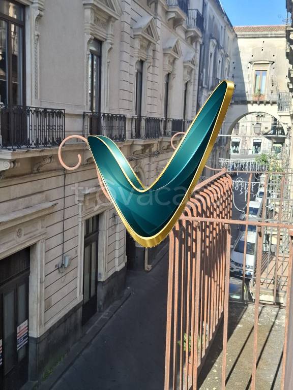 appartamento in vendita ad Acireale in zona Centro Storico