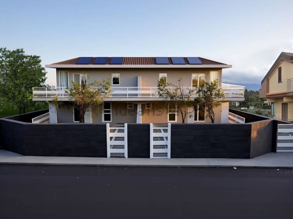 casa indipendente in vendita ad Acireale