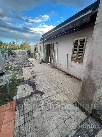 appartamento in vendita ad Acireale in zona Centro Storico