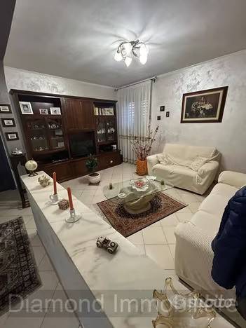 appartamento in vendita ad Acireale in zona Pozzillo