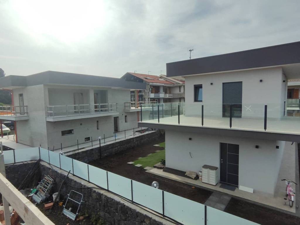 casa indipendente in vendita ad Acireale in zona Aci Platani