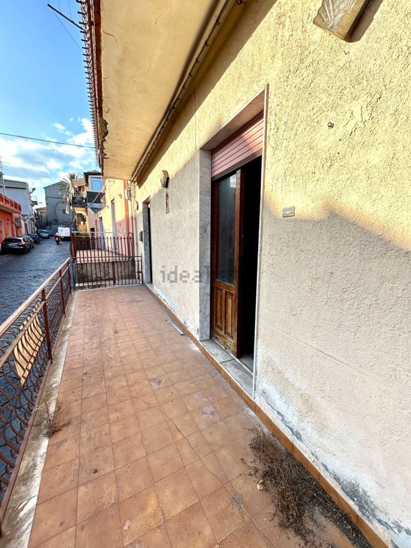 casa indipendente in vendita ad Acireale in zona Aci Platani