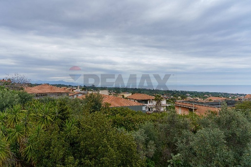 casa indipendente in vendita ad Acireale in zona Guardia