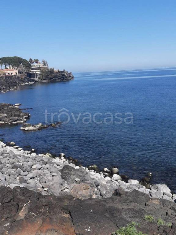 appartamento in vendita ad Acireale in zona Santa Tecla