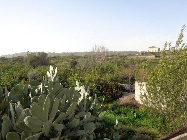 casa indipendente in vendita ad Acireale in zona Scillichenti