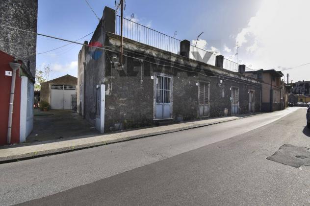 casa indipendente in vendita ad Acireale in zona Aci Platani