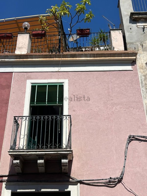 appartamento in vendita ad Acireale in zona Centro Storico