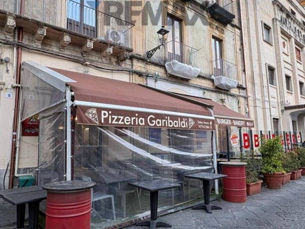 negozio in vendita ad Acireale in zona Centro Storico