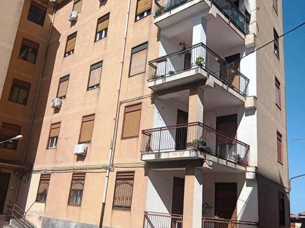 appartamento in vendita ad Acireale in zona San Cosmo
