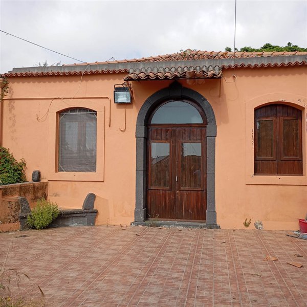 casa indipendente in vendita ad Acireale