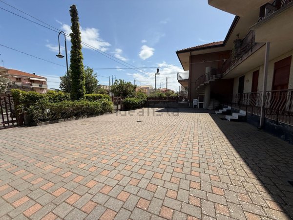 appartamento in vendita ad Acireale in zona Centro Storico