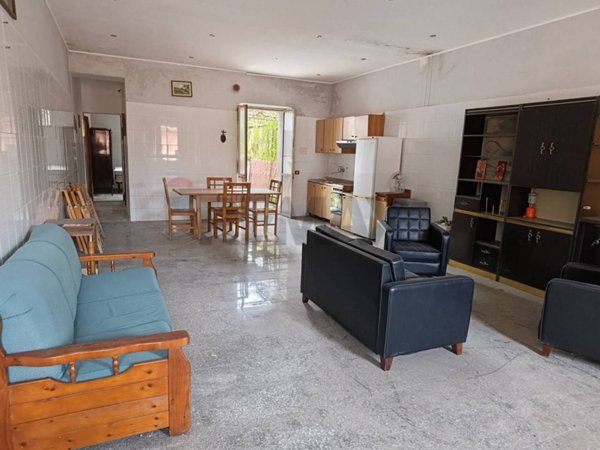 casa indipendente in vendita ad Acireale in zona Pozzillo