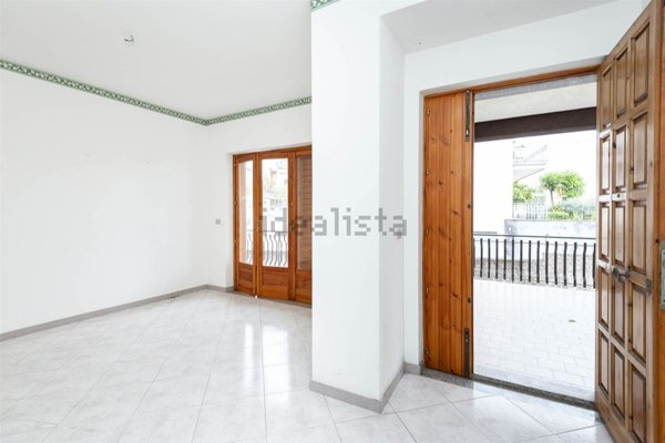 appartamento in vendita ad Acireale