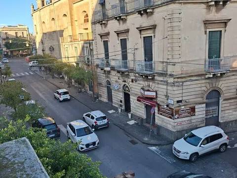 appartamento in vendita ad Acireale in zona Centro Storico