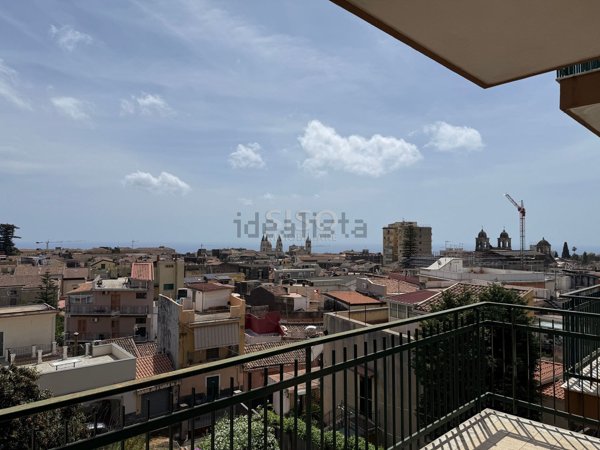 appartamento in vendita ad Acireale