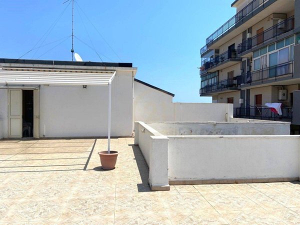 casa indipendente in vendita ad Acireale