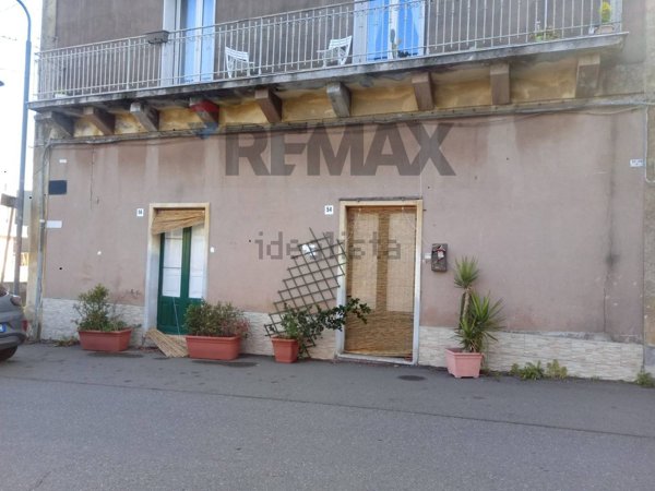 casa indipendente in vendita ad Acireale in zona Santa Tecla