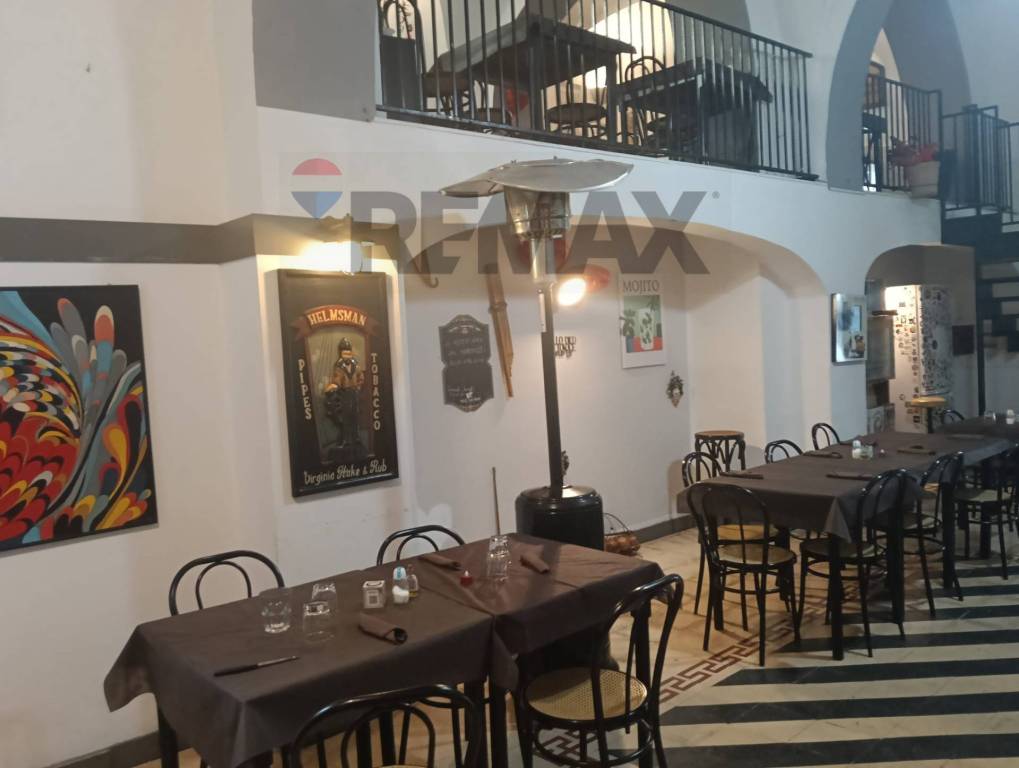 negozio in vendita ad Acireale in zona Centro Storico