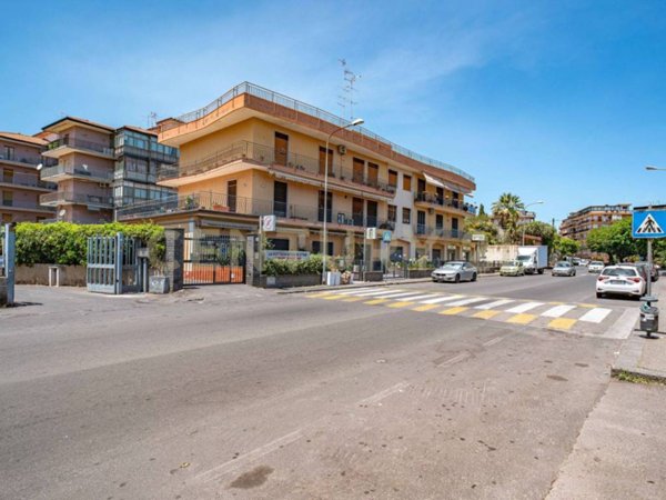 appartamento in vendita ad Acireale in zona San Cosmo