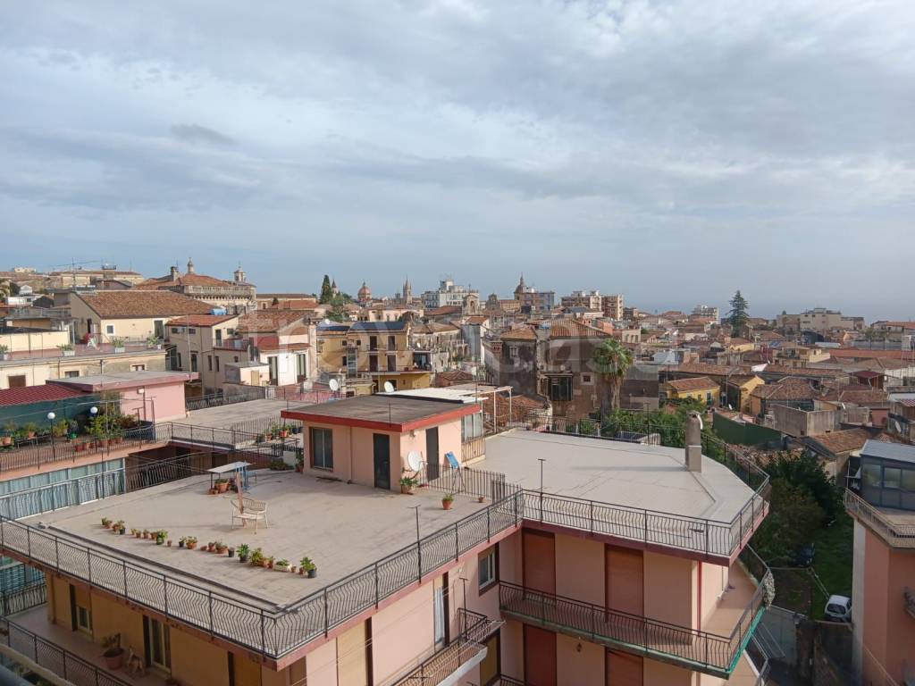 appartamento in vendita ad Acireale