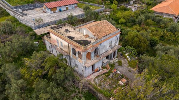 casa indipendente in vendita ad Acireale in zona Guardia
