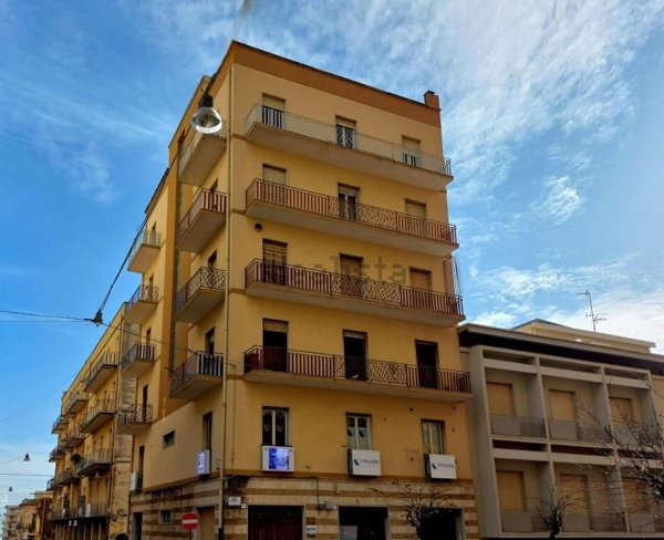 appartamento in vendita ad Acireale in zona Centro Storico