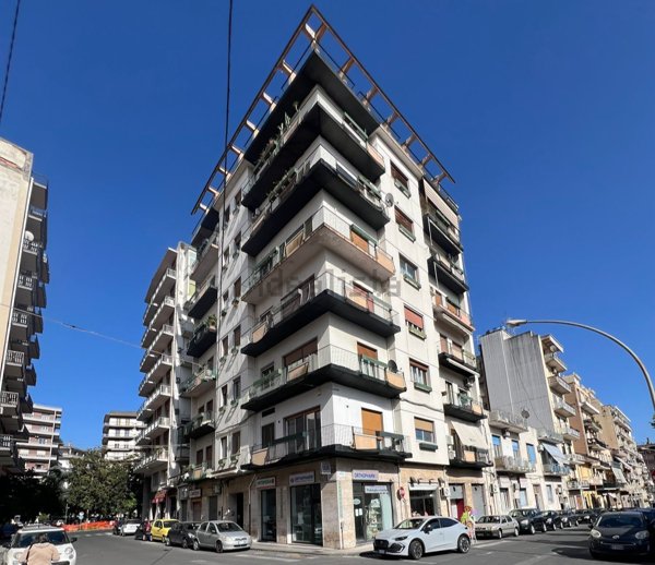 appartamento in vendita ad Acireale in zona Centro Storico