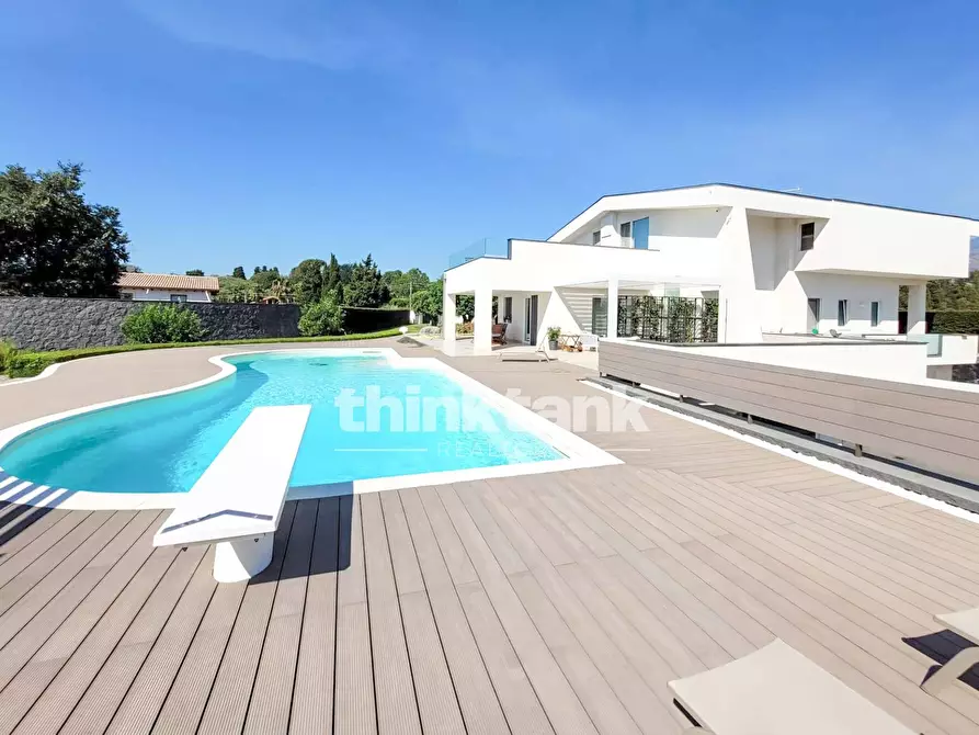 villa in vendita ad Acireale in zona Balatelle