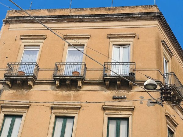 appartamento in vendita ad Acireale in zona Santa Maria la Scala