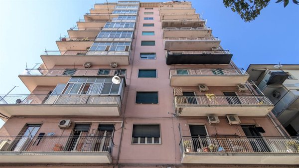appartamento in vendita ad Acireale in zona Centro Storico
