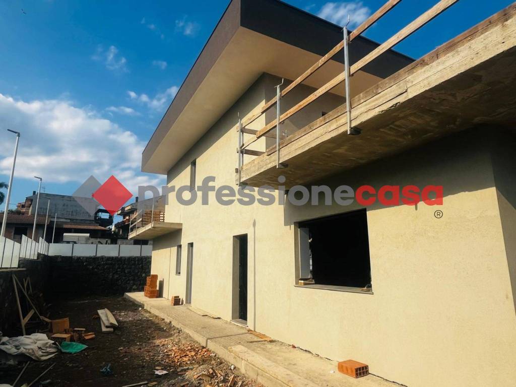 casa indipendente in vendita ad Acireale in zona San Cosmo