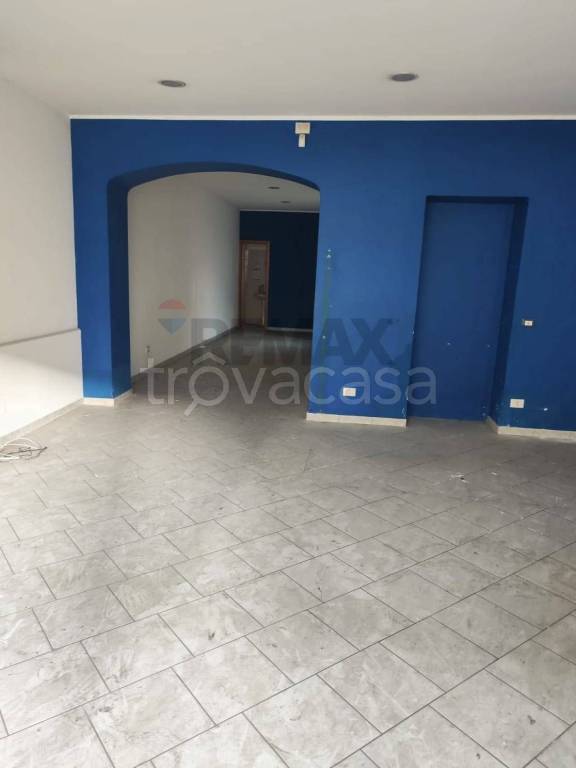 negozio in vendita ad Acireale in zona Santa Tecla
