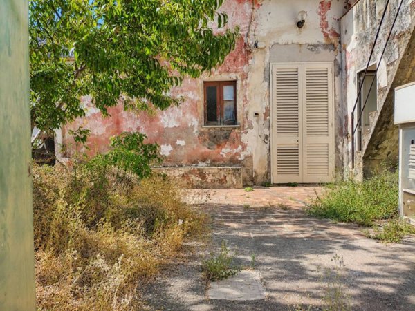 casa indipendente in vendita ad Acireale in zona Balatelle