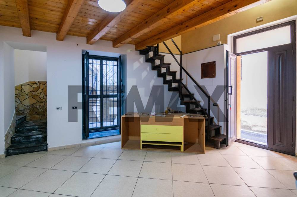 casa indipendente in vendita ad Acireale
