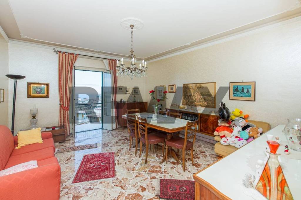 appartamento in vendita ad Acireale