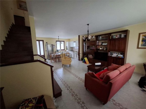 casa indipendente in vendita ad Acireale
