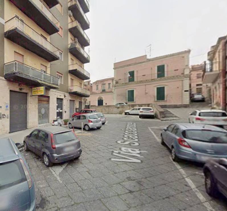 negozio in vendita ad Acireale in zona Centro Storico