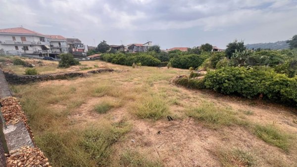 terreno agricolo in vendita ad Acireale in zona Scillichenti